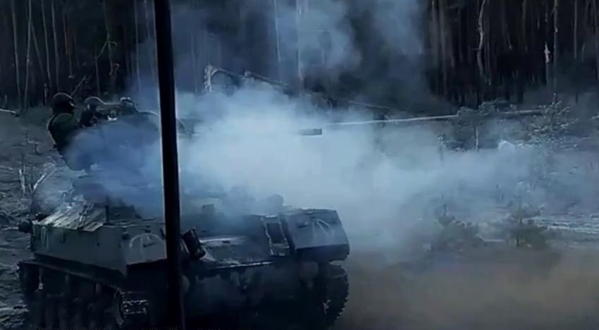 Русский танк беслан максим разумовский. Шквал огня. Под шквальным огнем. Артиллерия в молькино. Под шквальным огнем.