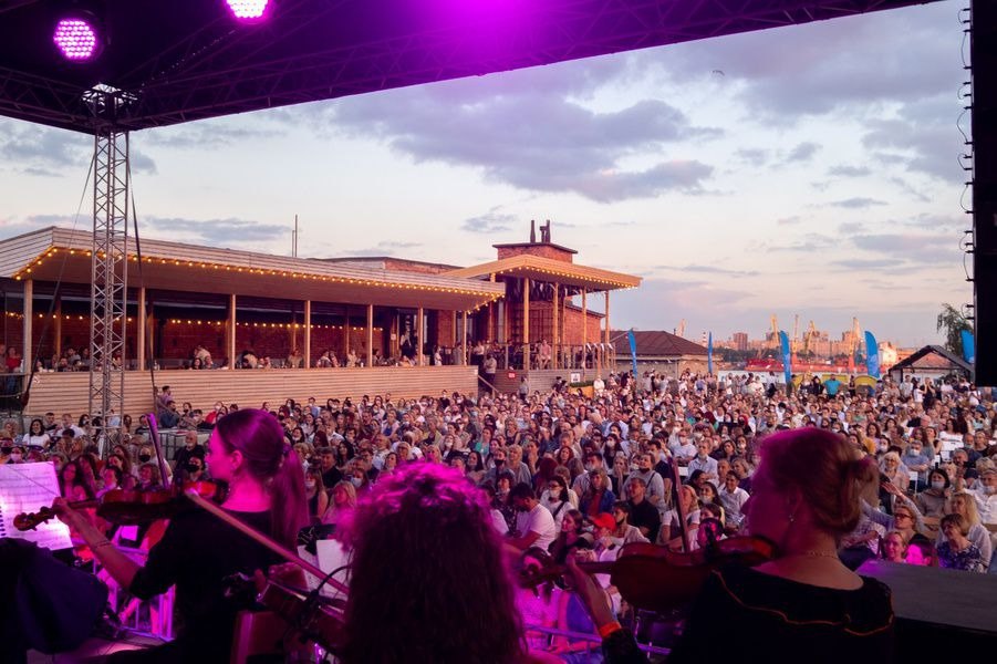 Концерт арии в спб. Roof place рок хиты. Ария. Руф фест на крыше. Мптри.