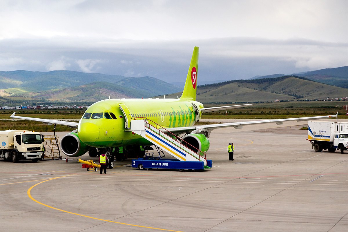 Новосибирск улан удэ авиабилеты. S7 аэропорт Байкал. S7 Улан-Удэ. S7 Airlines Улан-Удэ авиакомпания. Самолета “Байкал” в Улан-Удэ.