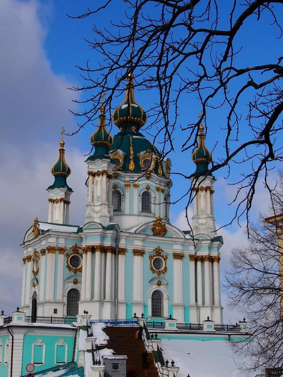 Андреевской церкви в начале Андреевского спуска